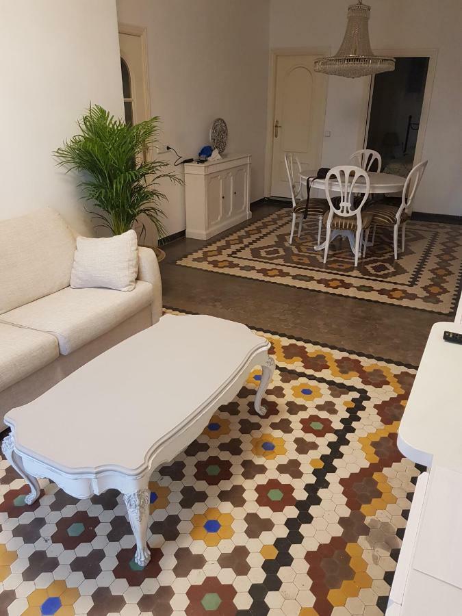 Domus Valencia Apartamentos Centro Frente A Torres De Serrano Eksteriør bilde
