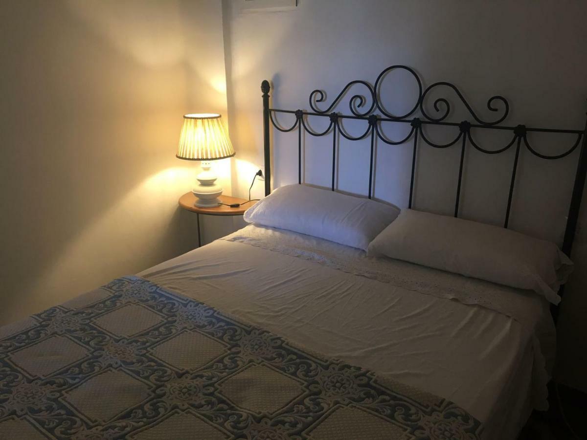 Domus Valencia Apartamentos Centro Frente A Torres De Serrano Eksteriør bilde